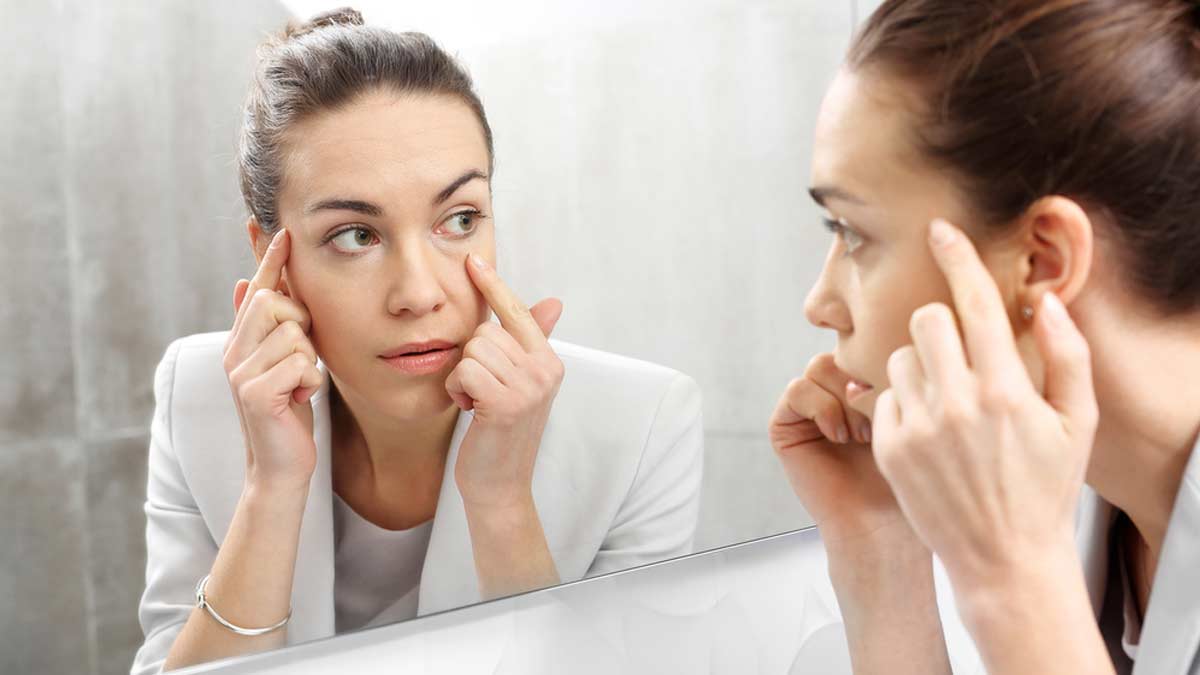 Skin Cancer Symptoms: தொழில் தோன்றும் இந்த அறிகுறிகளை லேசுல விடாதீங்க… தோல் புற்றுணியாக கூட இருக்கலாம்!