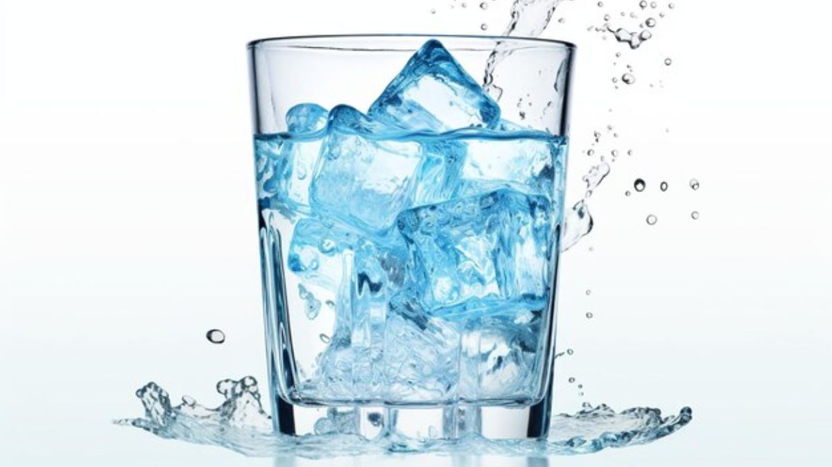Cold Water: கோடையில் குளிர்ந்த நீரை குடித்தால் உடலில் என்ன நடக்கும் தெரியுமா?