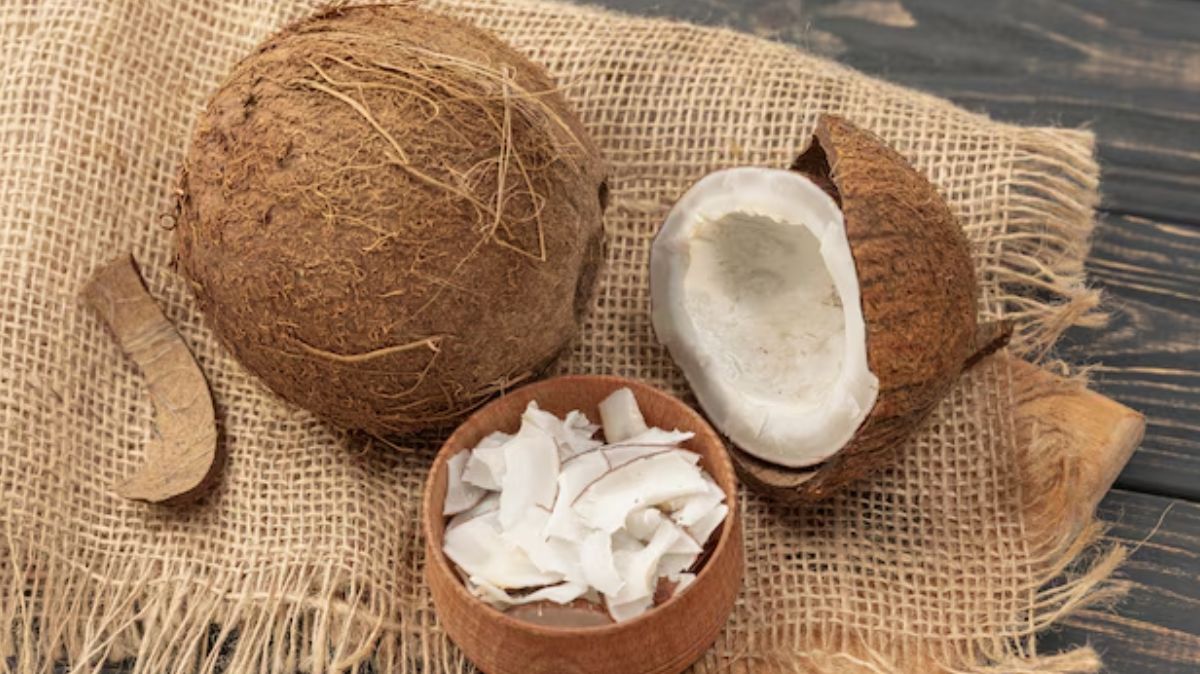 Dry Coconut Benefits: கேன்சர் தீர்வு முதல் இதய ஆரோக்கியம் வரை… உலர் தேங்காய் நன்மைகள் இங்கே…