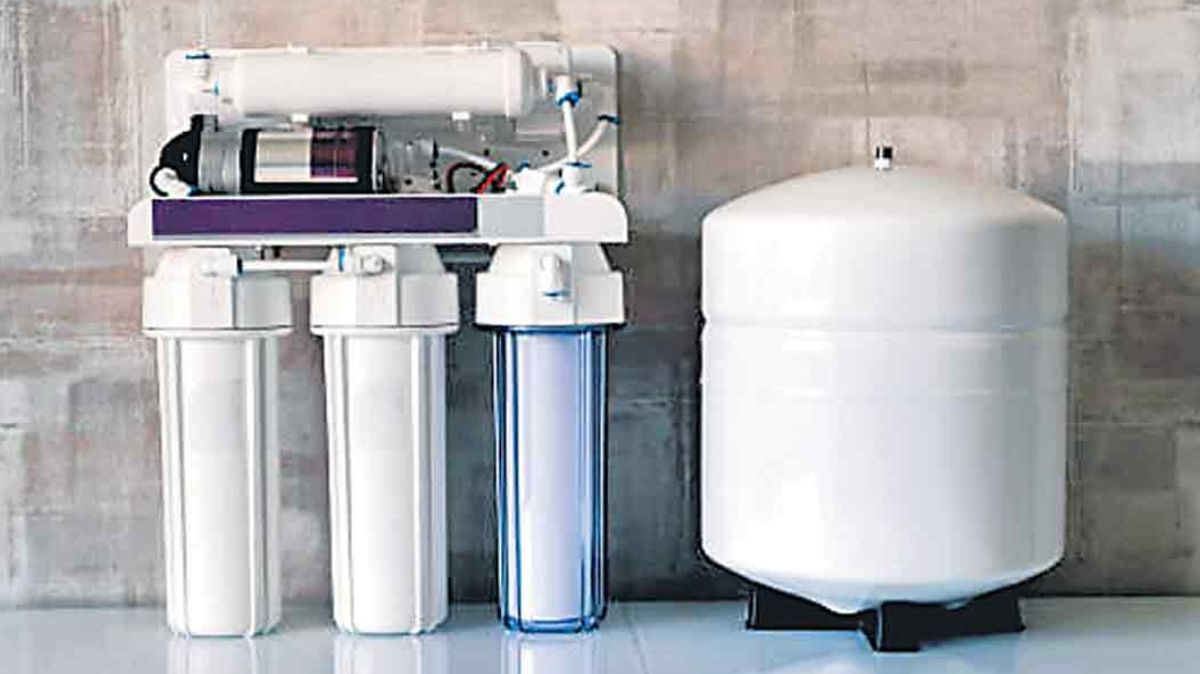 Pure Water Side Effects: வடிகட்டிய நீரை குடிப்பதால் எவ்வளவு கெடுதல் தெரியுமா?