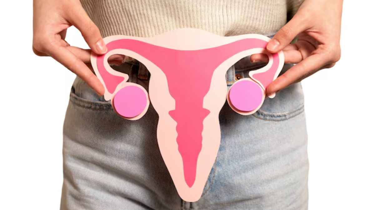 Ovarian Cancer: மாதவிடாய் காலத்தில் செய்யும் இந்த ஒரு தவறு கருப்பை புற்றுநோயின் அபாயத்தை அதிகரிக்கும்!!