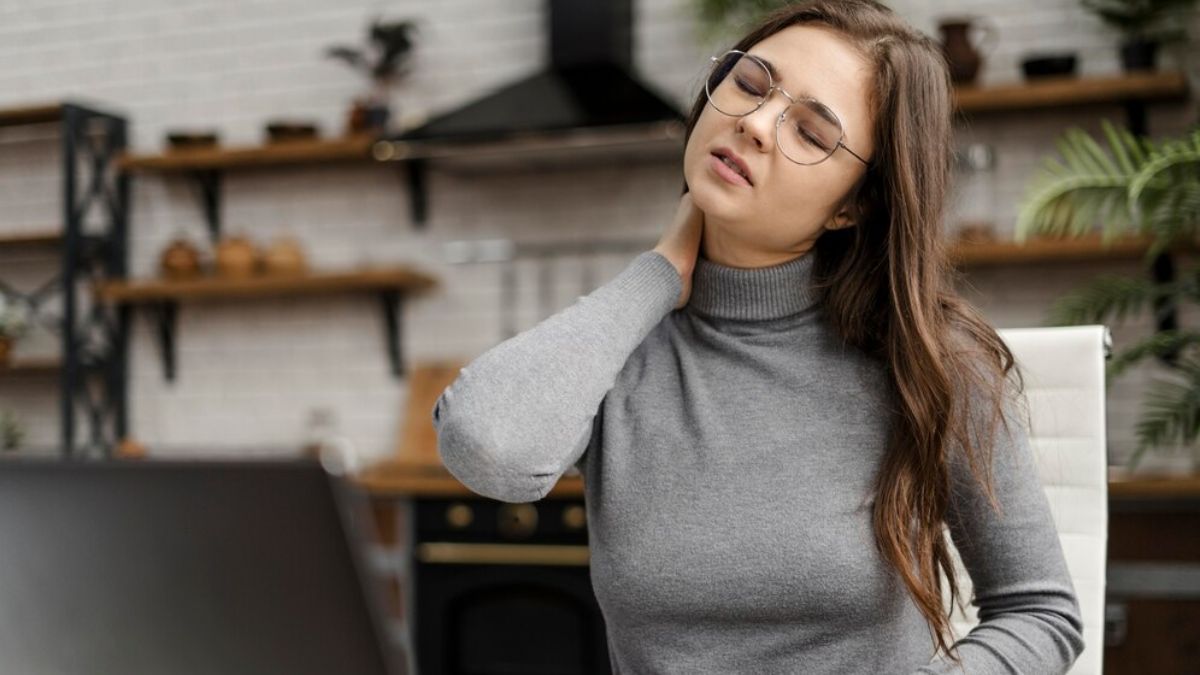 Neck Pain Exercises: தீராத கழுத்து வலியிலிருந்து நிவாரணம் பெற இந்த உடற்பயிற்சிகளை செய்யுங்க