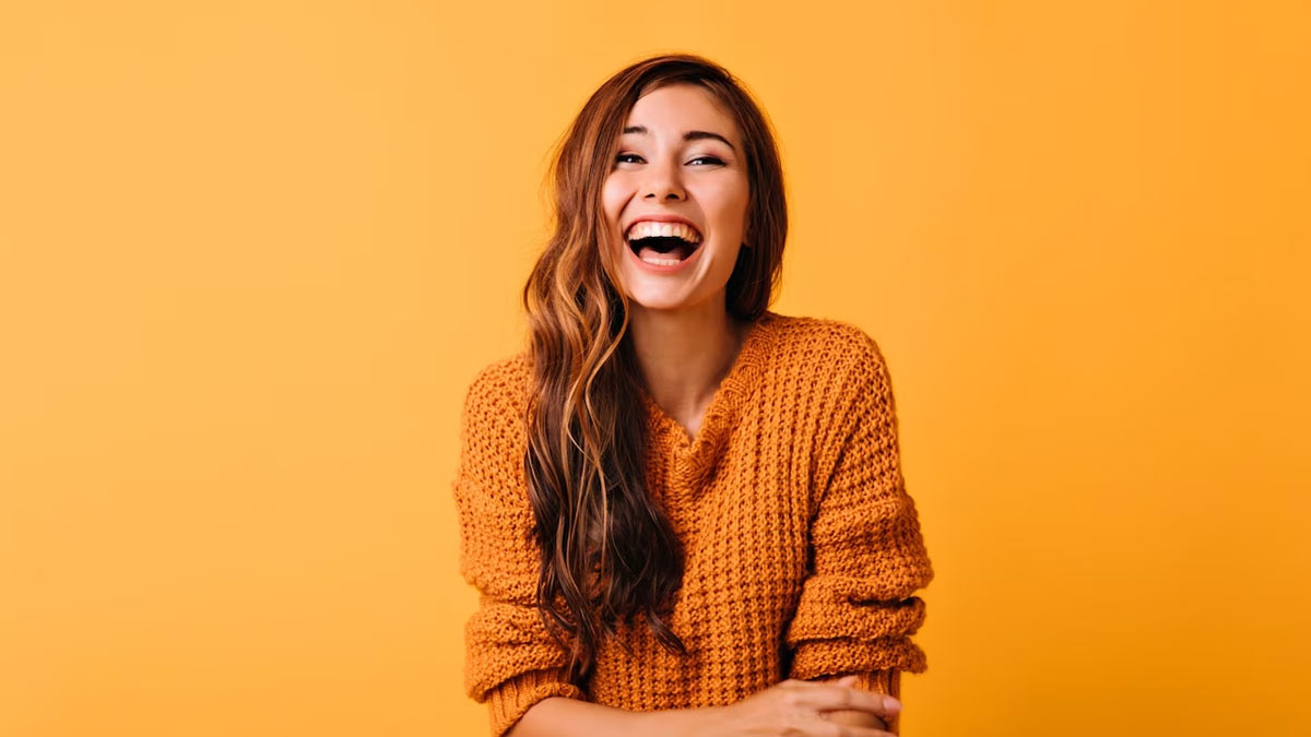 World Laughter Day 2024: வாய்விட்டு சிரிப்பது உண்மையில் மன ஆரோக்கியத்தை மேம்படுத்துமா?