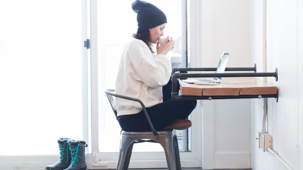 Prolonged Sitting Effects: நீண்ட நேரம் உட்கார்ந்திருப்பவர்களா நீங்க? இந்த பிரச்சனையை சந்திக்க தயாராகிக்கோங்க