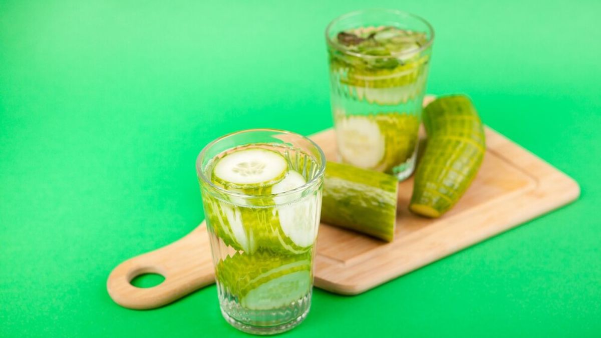 Cucumber Water Benefits: வெள்ளரி தண்ணீர் குடிப்பதில் இத்தனை நன்மைகள் இருக்கா?