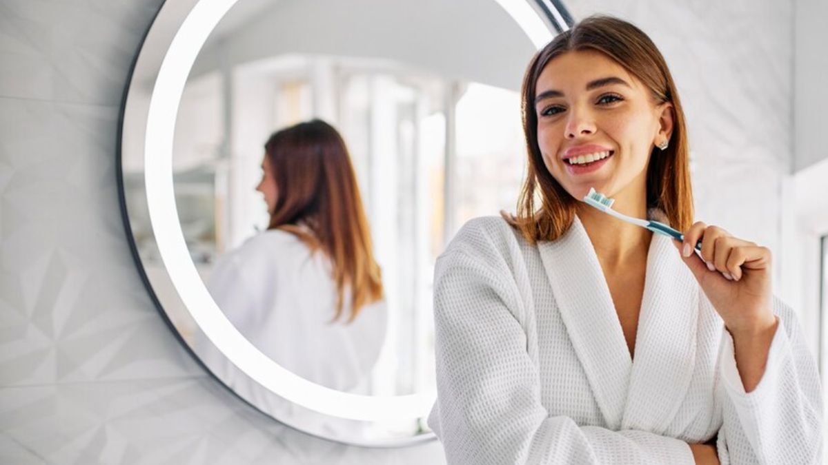 Oral Hygiene: வாய்வழி சுகாதாரத்தைப் பராமரிக்க இந்த குறிப்புகளை பின்பற்றுங்க