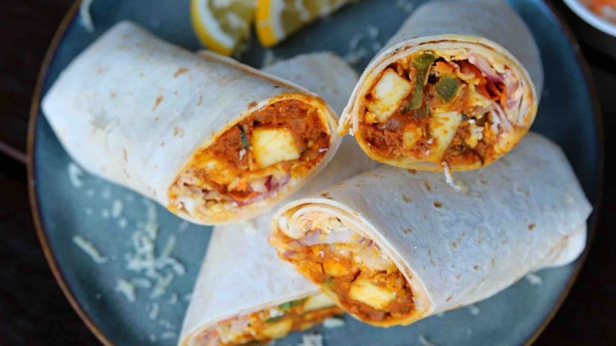 Paneer Roll: வெறும் 10 நிமிடம் போதும்… குழந்தைகளுக்கு பிடித்த பன்னீர் ரோல் தயார்!!
