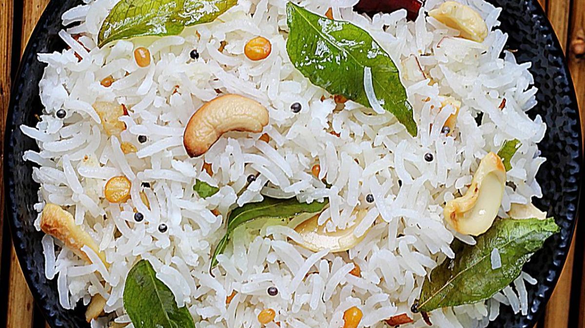 Coconut Rice Recipe: சுவையான தேங்காய் சாதம்.! இப்படி செஞ்சி பாருங்க..
