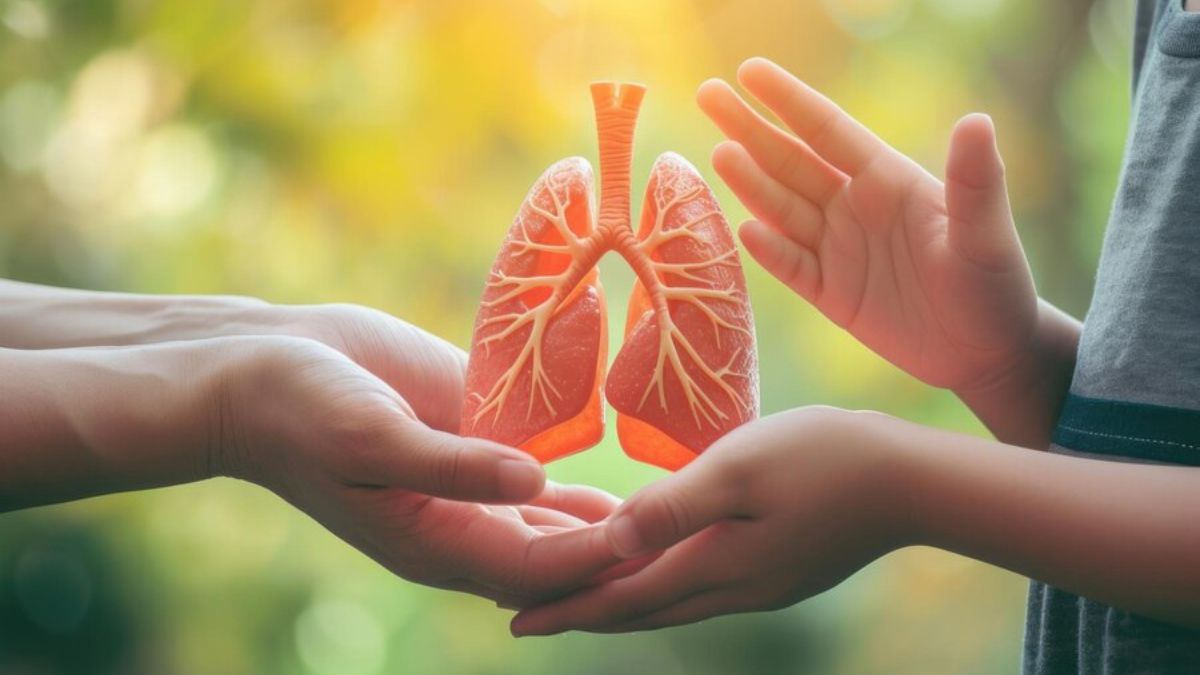 World Lung Cancer Day: உங்க குழந்தைக்கு இந்த அறிகுறிகள் இருக்கா? அப்ப இது நுரையீரல் புற்றுநோய் தான்!