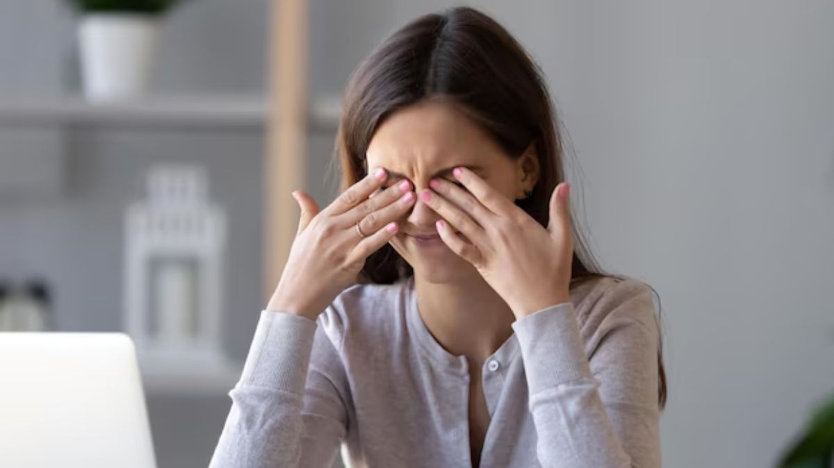 Conjunctivitis Ayurvedic Remedies: கன்ஜக்டிவிடிஸிலிருந்து குணமாக்க உதவும் சூப்பர் ஆயுர்வேத வைத்தியங்கள்!