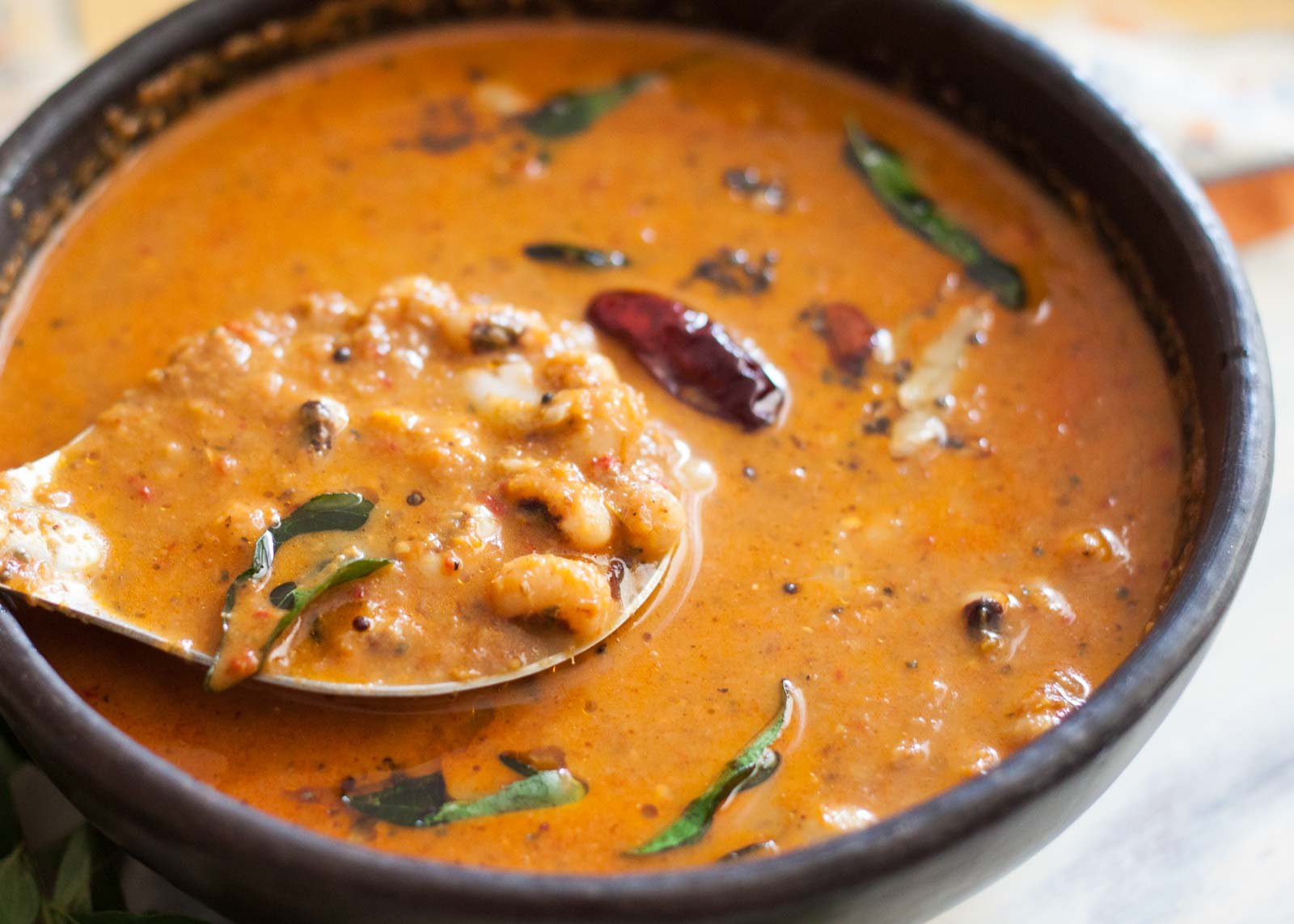 Karamani Gravy: இந்த முறை காராமணியை இப்படி சமைத்து கொடுங்க… விரும்பி சாப்பிடுவாங்க!