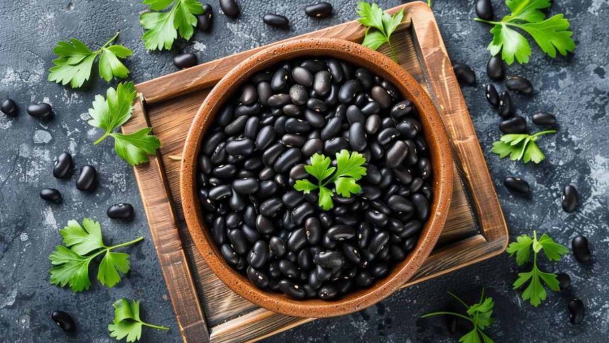 Black Beans for Weight Loss: புல்லட் வேகத்தில் உடல் எடையைக் குறைக்கும் கருப்பு பீன்ஸ்! எப்படினு தெரிஞ்சிக்கோங்க