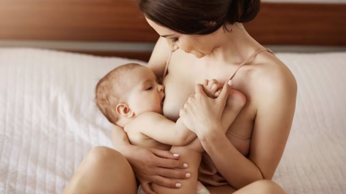 Breast Milk: இயற்கையான முறையில் தாய்ப்பால் சுரப்பை அதிகரிக்க சூப்பர் டிப்ஸ்.!
