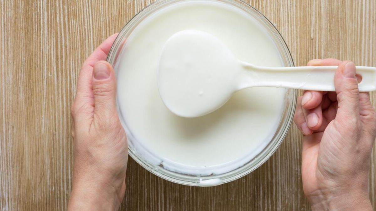 Curd Hairmask: ஸ்ட்ராங்கான, பளபளப்பான முடிக்கு தயிருடன் இந்த பொருள்களைச் சேர்த்து யூஸ் பண்ணுங்க