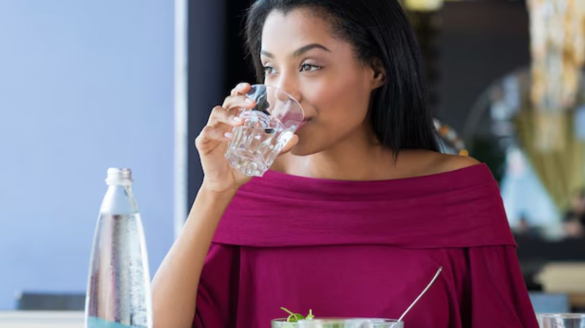 Thirsty At Night: இரவில் அதிகமாக தாகம் எடுக்கிறதா.? இது தான் காரணம்..