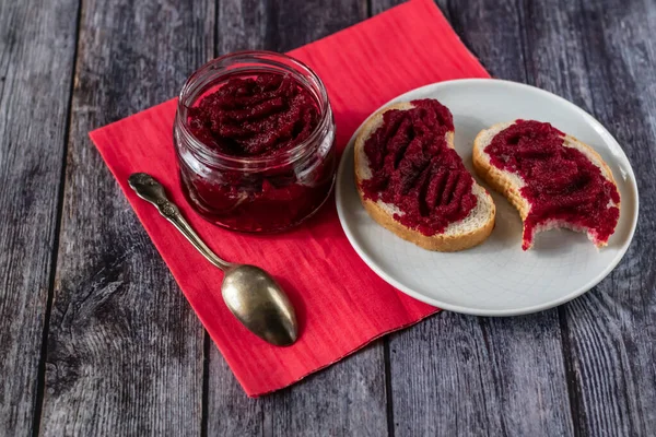 Beetroot Jam: குழந்தைகளுக்கு பிடித்த பீட்ரூட் ஜாம் எப்படி செய்யணும் தெரியுமா? இதோ ரெசிபி!