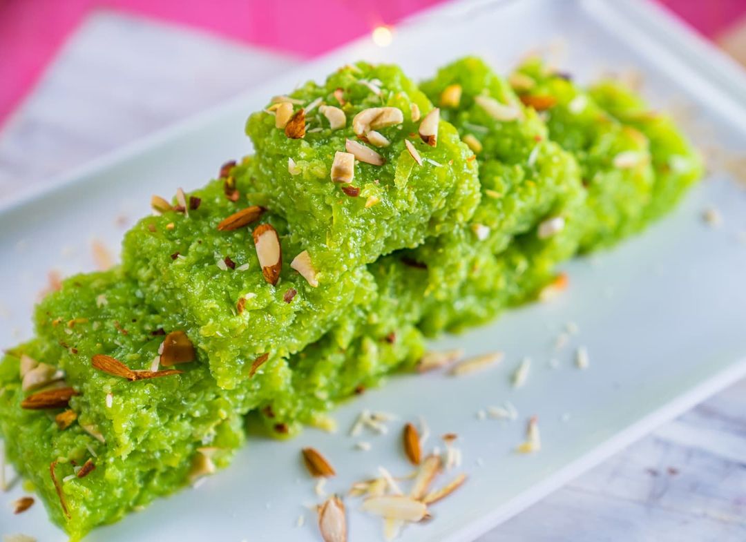 Diwali Sweets Recipe: சுரைக்காயை வைத்து பர்பி செய்யலாமா? இதோ ரெசிபி!