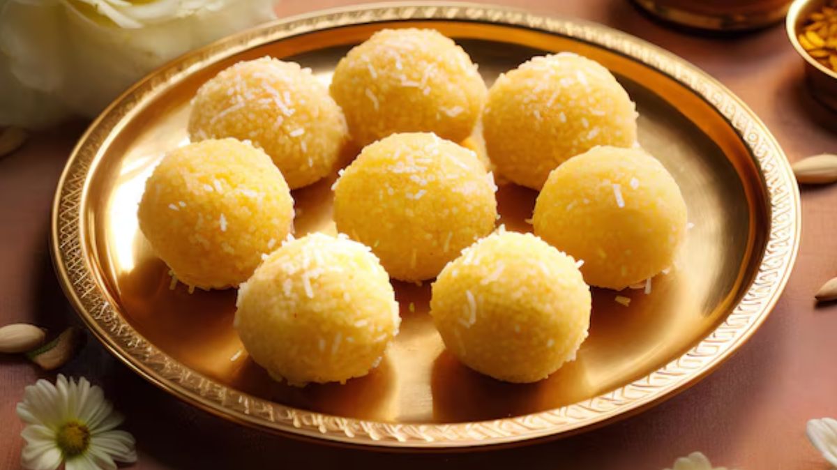 Aval Laddu: தித்திக்கும் தீபாவளியில் ஹெல்தியாக இருக்க அவல் லட்டு இப்படி செஞ்சி சாப்பிடுங்க..