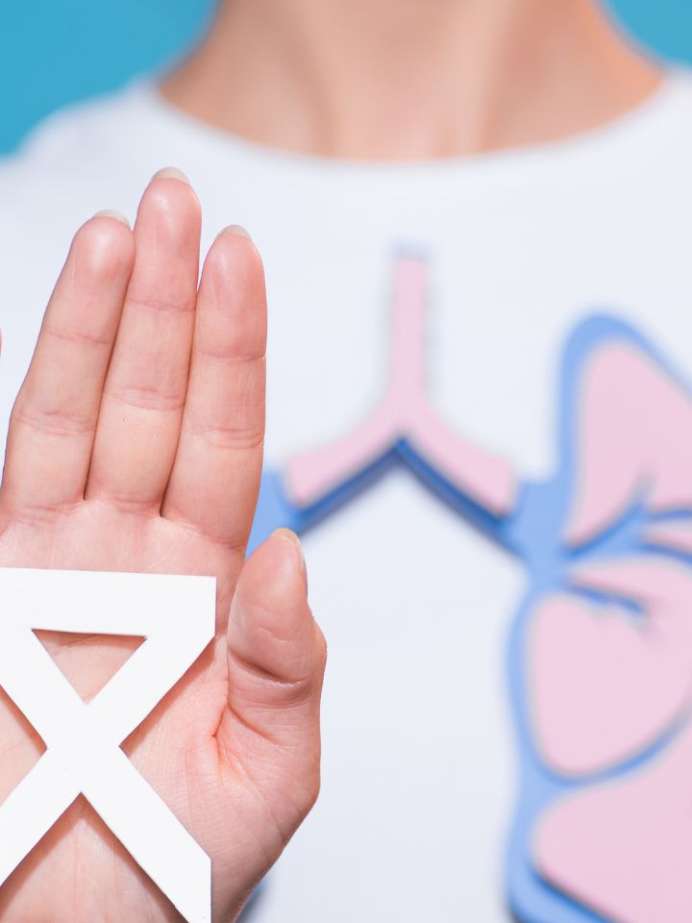 8 Early Signs And Symptoms Of Lung Cancer Onlymyhealth