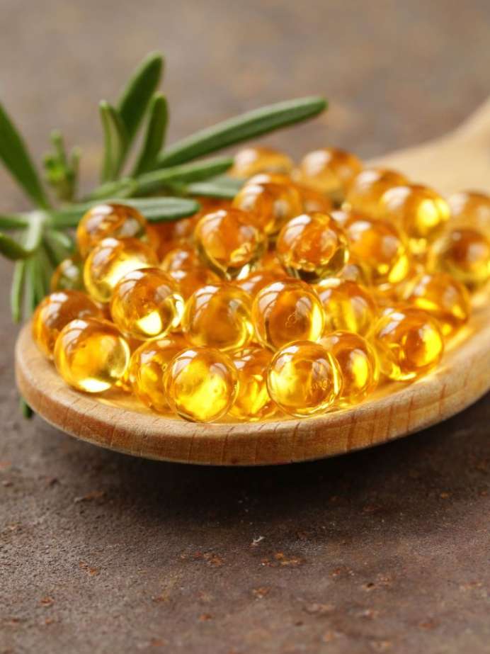 7 Science-Backed Benefits Of Fish Oil | Onlymyhealthj