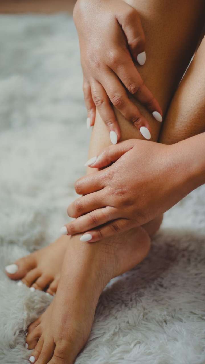 Cracks heels and skin defects - Przychodnia Leczenia Ran i Pielęgnacji Stóp  - Centrum Stopy