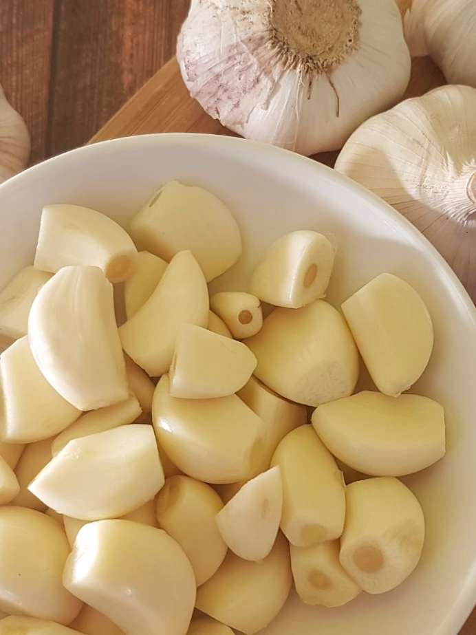 Serious side effects of eating too much garlic onlymyhealth