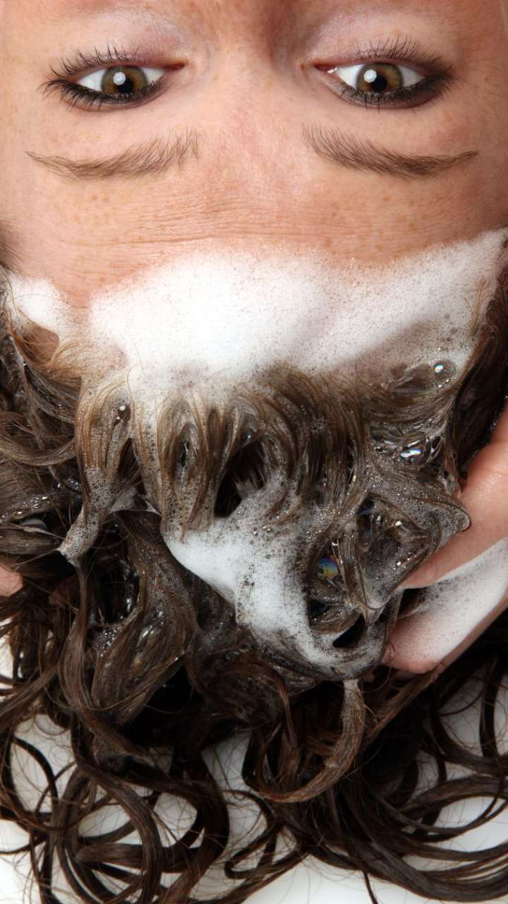 is-it-unhealthy-to-wash-your-hair-everyday