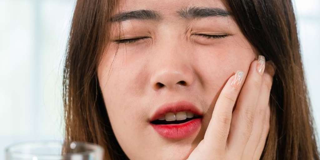 Tips To Relieve Teeth Sensitivity At Home Onlymyhealth