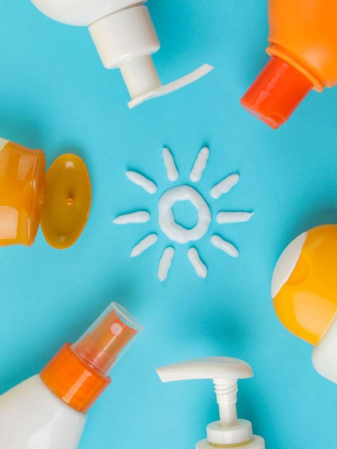 Does Sunscreen Cause Acne? Fact Check Here | Onlymyhealth