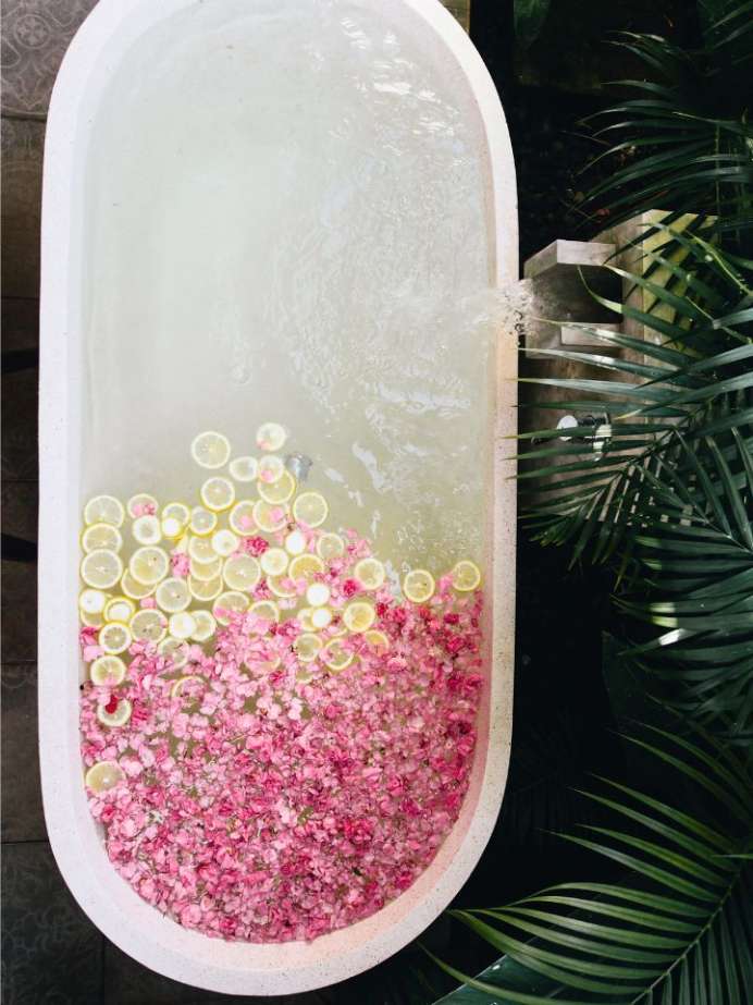 Benefits Of Adding Lemon To Bath Water Onlymyhealth