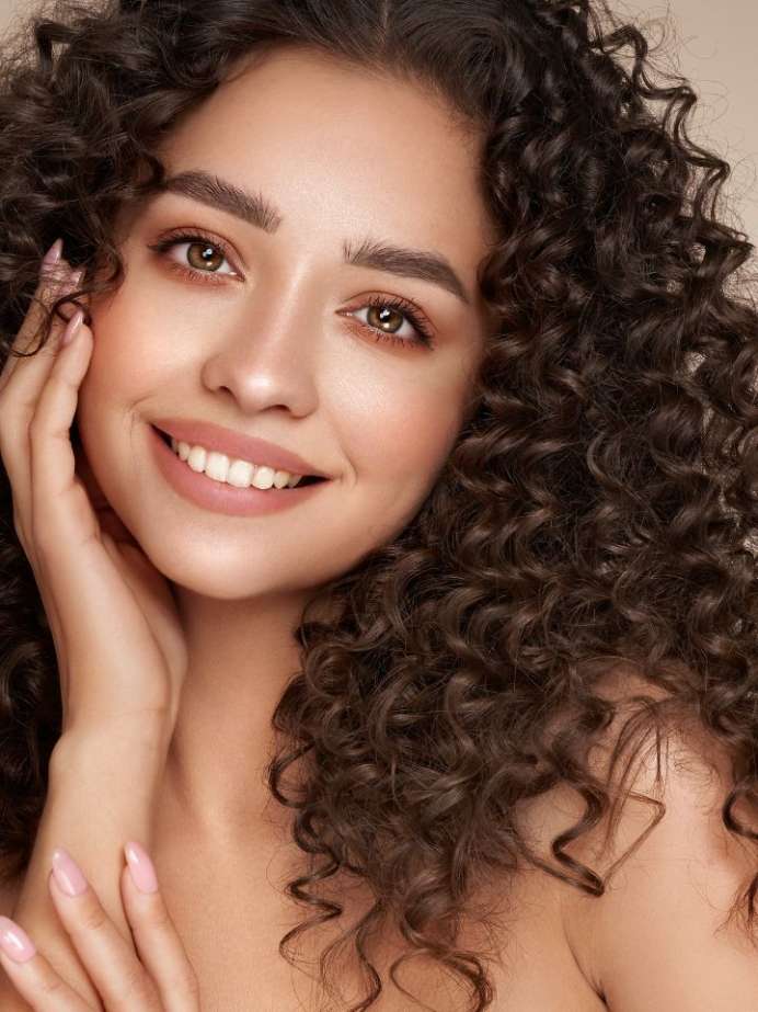 5 Tips To Manage Curly Hair After Shampooing Onlymyhealth 