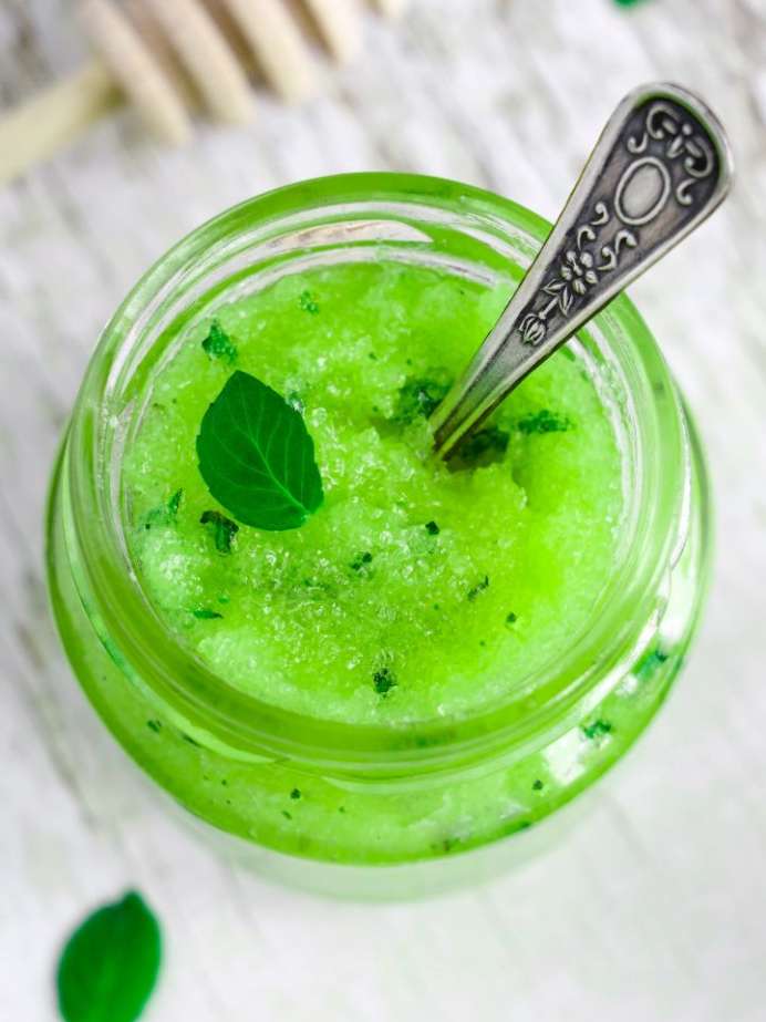 is-spearmint-good-for-your-skin-onlymyhealth