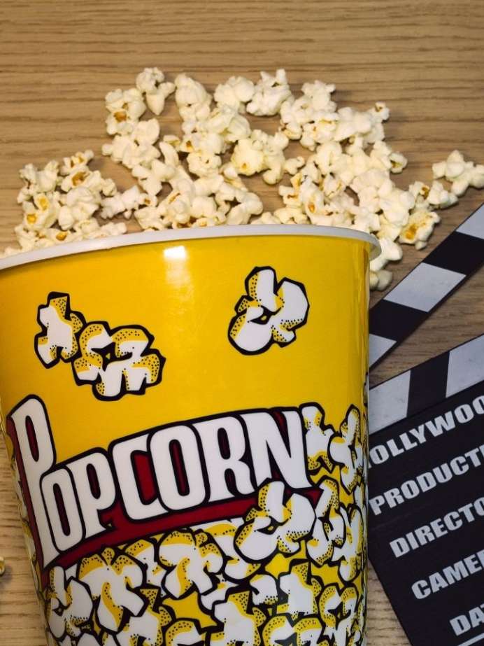 is-popcorn-a-good-snack-for-weight-loss-onlymyhealth