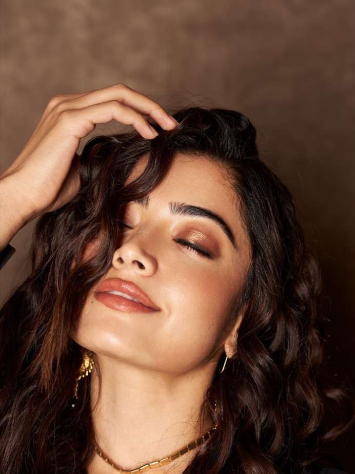 Rashmika Mandanna’s Secret To Glowing Skin Lies In Her Simple Skincare