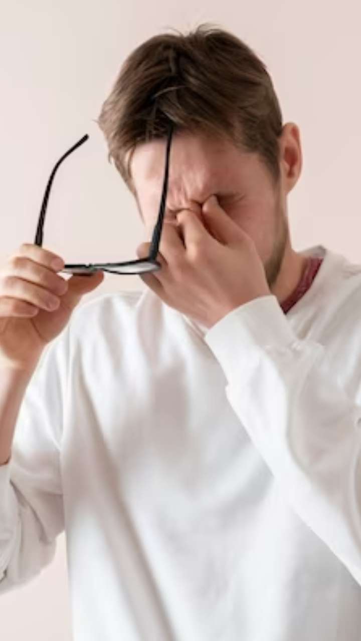 इस विटामिन की कमी से आंखें होती हैं कमजोर