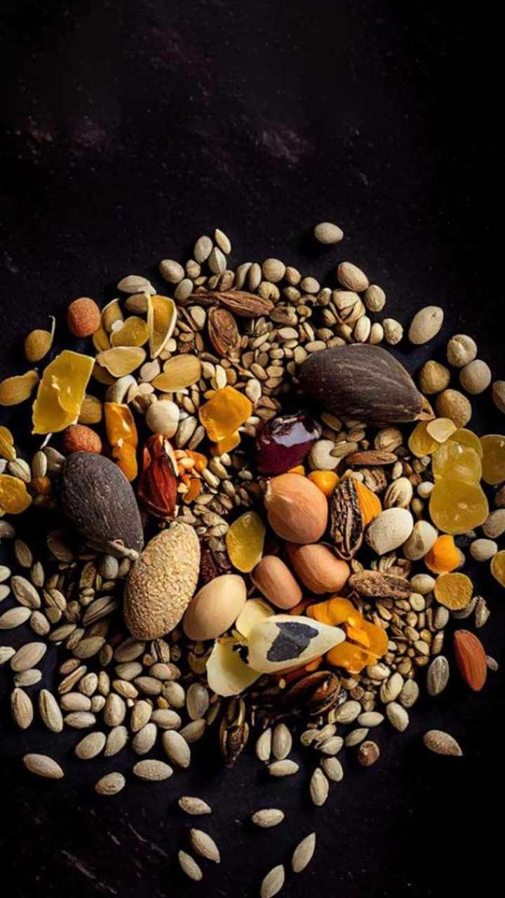 रोज खाएं ये 5 बीज हार्ट रहेगा हेल्दी