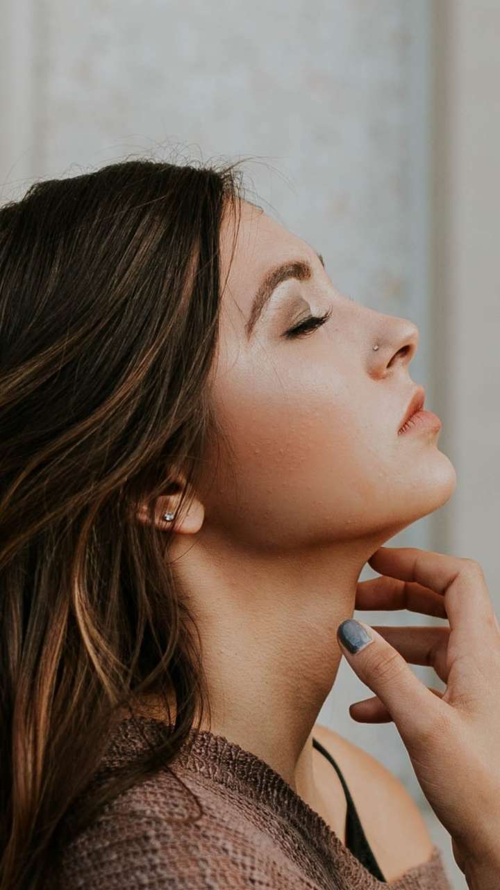 इन असरदार एक्सरसाइज से पिघलेगी गर्दन की चर्बी