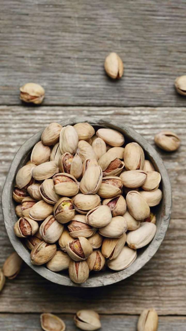 सर्दियों में 1 मुट्ठी पिस्ता खाने के फायदे