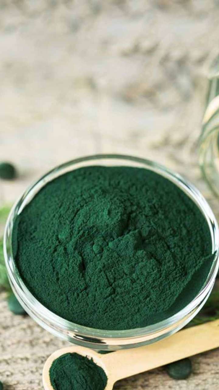 सब्जियों से 100 गुना ज्यादा ताकत देता है स्पिरुलिना, जानें फायदे