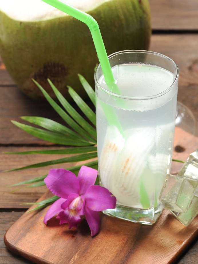 health-benefits-of-drinking-coconut-water-in-empty-stomach-onlymyhealth