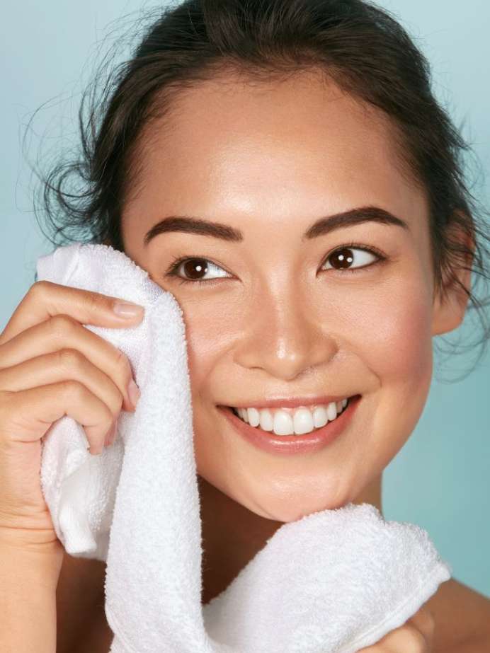 6 Easy Steps For Face Clean Up At Home Onlymyhealth