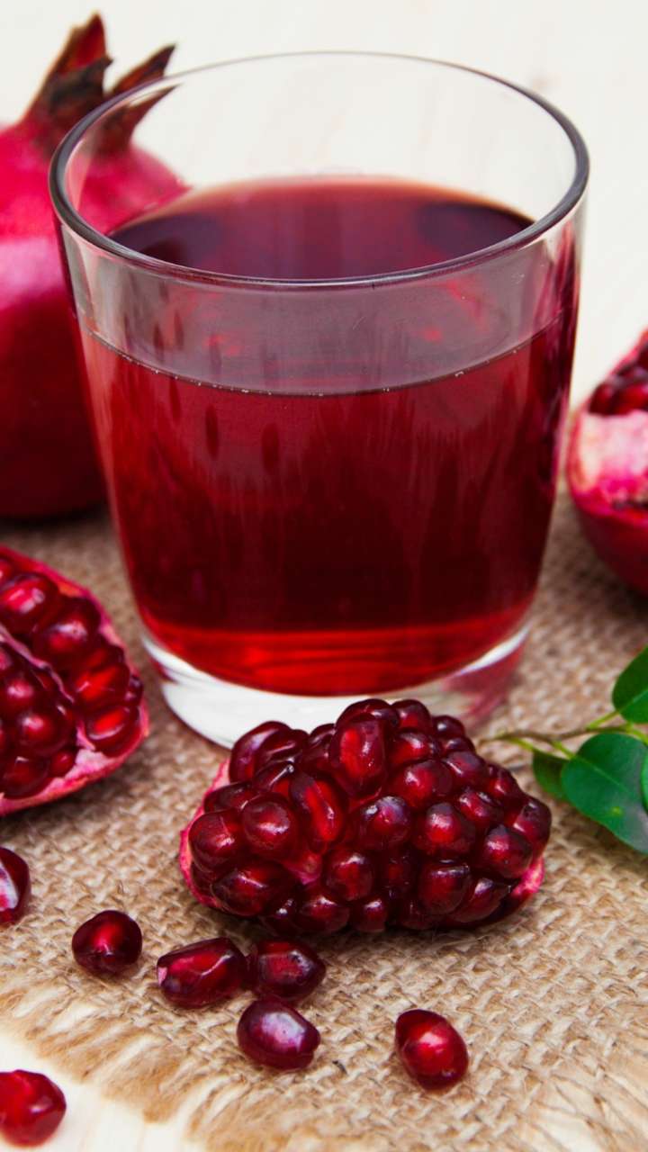 How Pomegranate Juice Can Prevent Iron Deficiency?