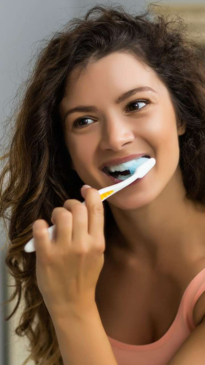 5 Daily Habits To Make Your Gums Healthy