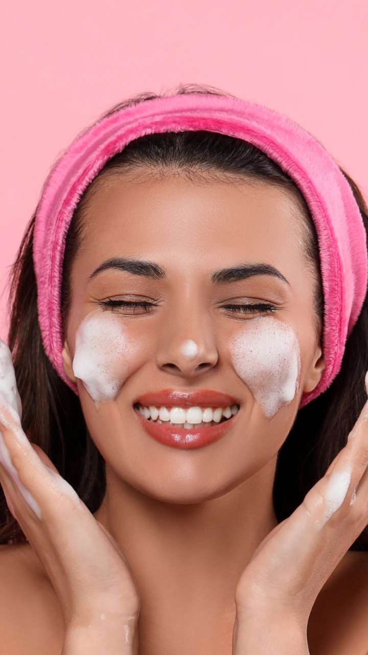 Why Cleansing After A Face Mask Is Crucial For Radiant Skin?