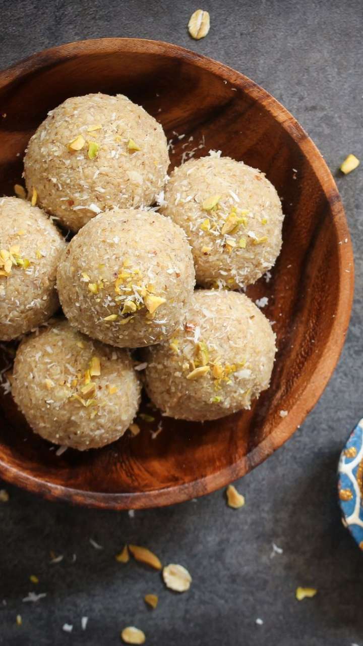 Healthy Coconut And Jaggery Ladoo Recipe For Pregnant Women