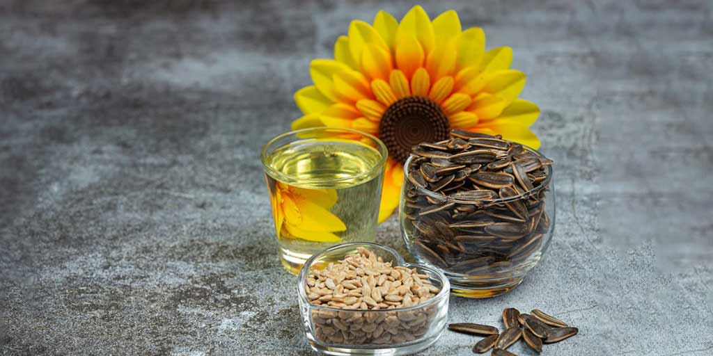 सूरजमुखी के बीज से घटाएं वजन Sunflower Seeds for Weight Loss