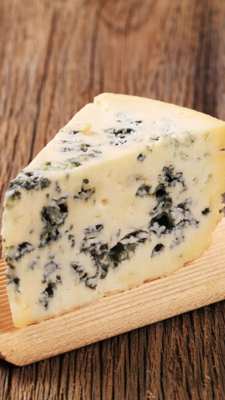 Top 5 Benefits Of Eating Blue Cheese