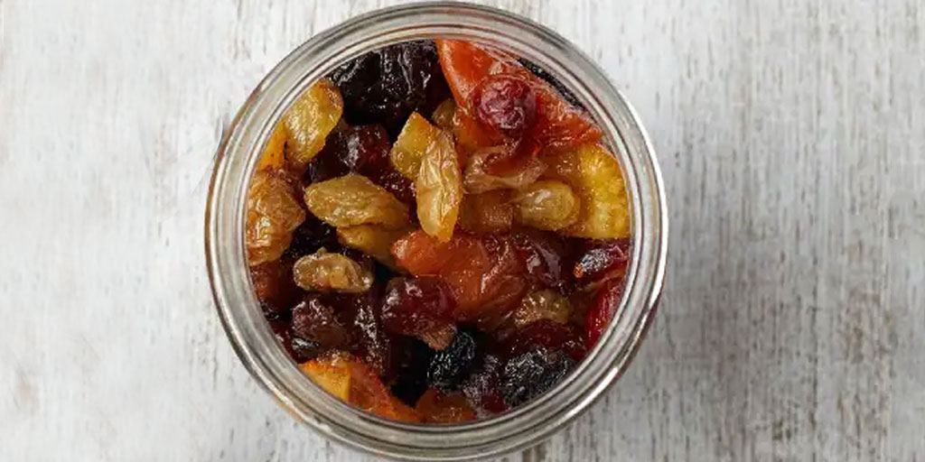 Health Benefits of Drinking Raisin Water