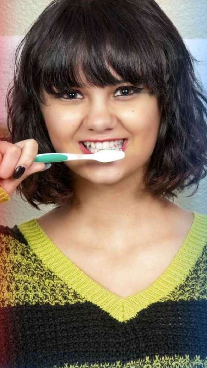 Is it Right To Brush Teeth Immediately After Eating?