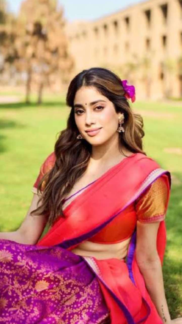 Janhvi Kapoor's Low-Carb Moong Dal Chilla Recipe